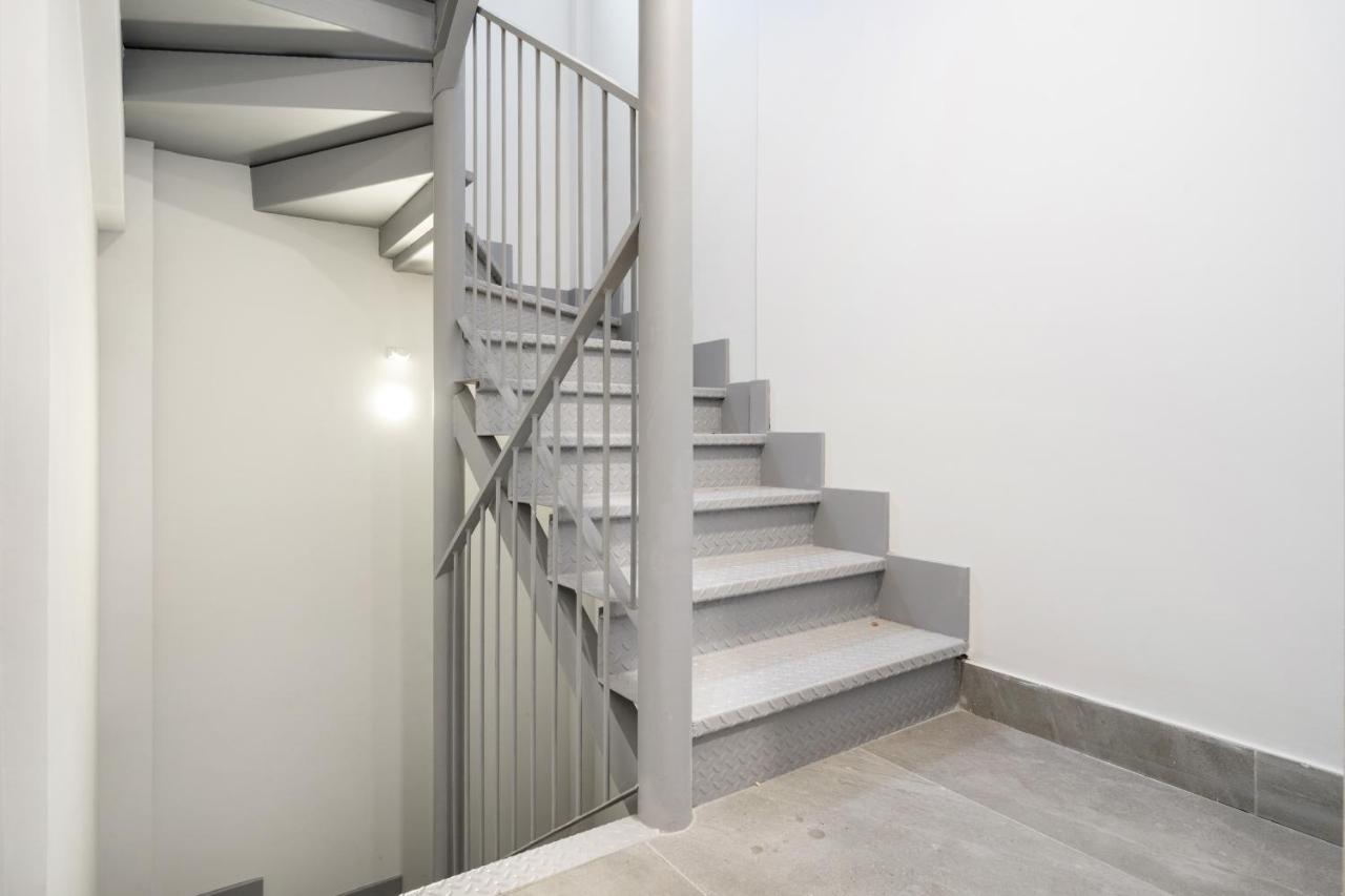 Atico Reformado En Madrid Rio Alquiler Temporal Apartment Екстериор снимка